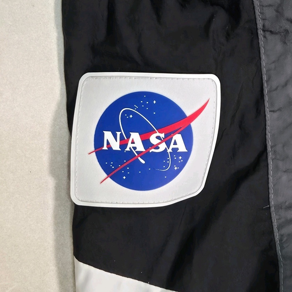 Adidas NASA Space Race Men's Medium Windbreaker Training Tech Cuff Ankle Black - Picture 6 of 15